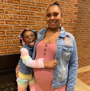 Meet your Posher, Tiera